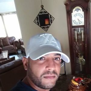 Meet your Posher, Michel